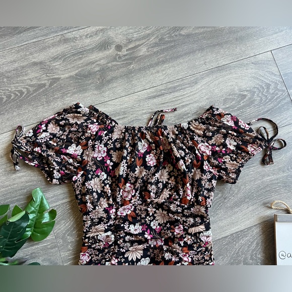 Ultra Flirt Mesh Keyhole Tie Front Ruched Floral Milkmaid Mini Dress. Size S - Picture 6 of 11